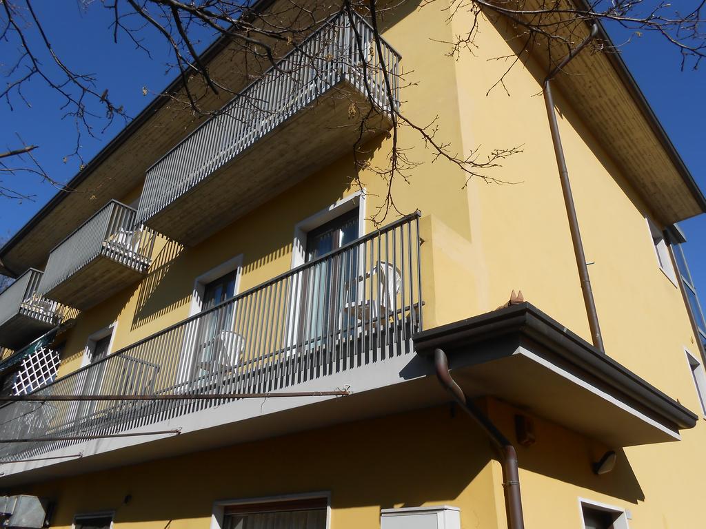 Albergo Villa Eva Костермано Экстерьер фото
