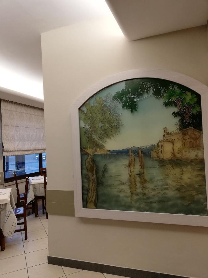 Albergo Villa Eva Костермано Экстерьер фото